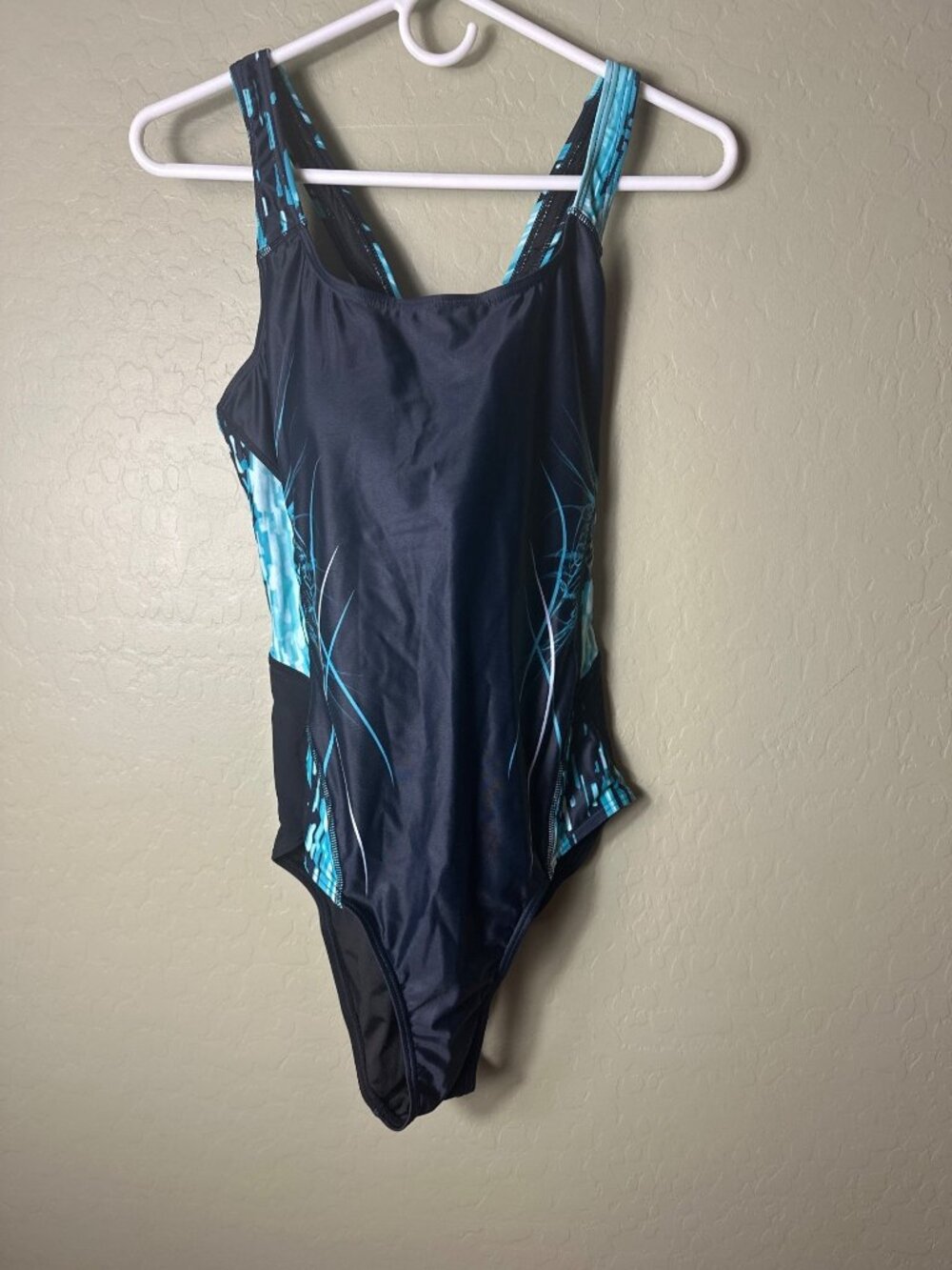 NWT ATTRACO Boyleg Swimsuits One Piece Athletic Swimwear Swimsuit Large
